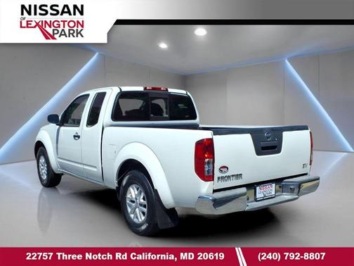 Glacier White 2019 Nissan Frontier SV-I4