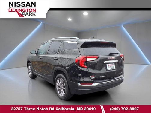 2023 GMC Terrain SLT