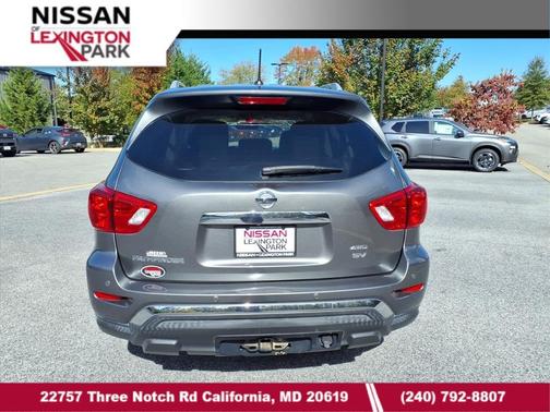 2018 Nissan Pathfinder SV