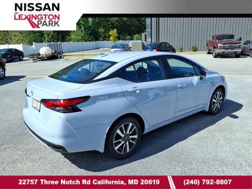 2025 Nissan Versa 1.6 SV