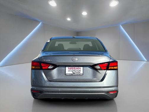 2025 Nissan Altima S FWD