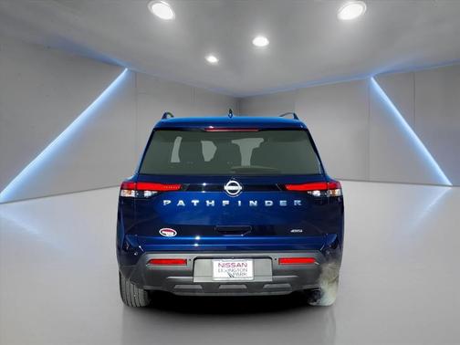 2025 Nissan Pathfinder SV 4WD