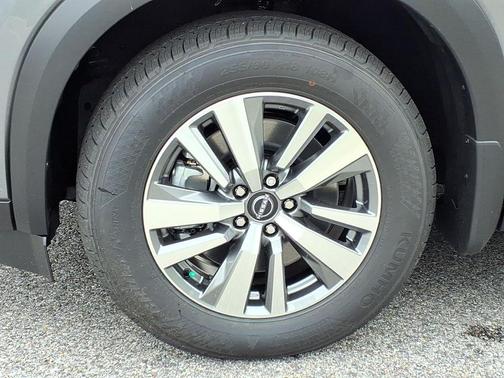 Gun Metallic 2026 Nissan Pathfinder SL