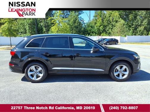 2024 Audi Q7 45 Premium Plus