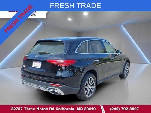 Black 2024 Mercedes-Benz GLC 300 Base