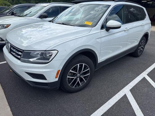 Pure White 2021 Volkswagen Tiguan 2.0T SE 4MOTION