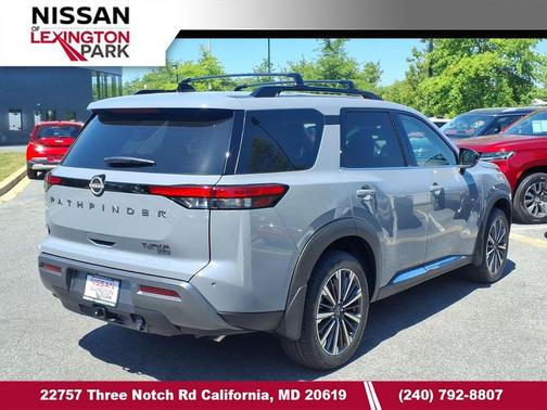 Boulder Gray Pearl 2026 Nissan Pathfinder Platinum