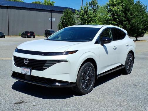 Everest White Pearl Tricoat 2026 Nissan Murano Platinum