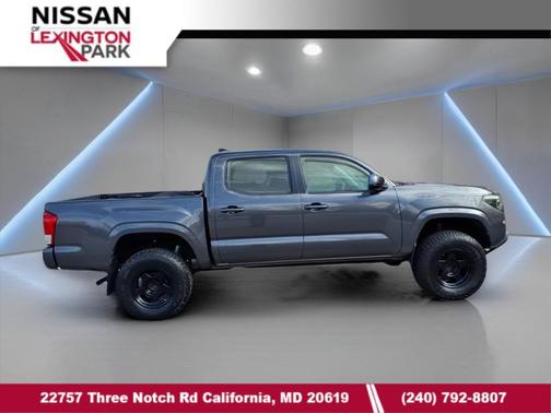2016 Toyota Tacoma SR