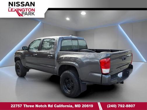 2016 Toyota Tacoma SR