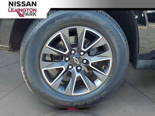 2021 Chevrolet Suburban 4WD Z71