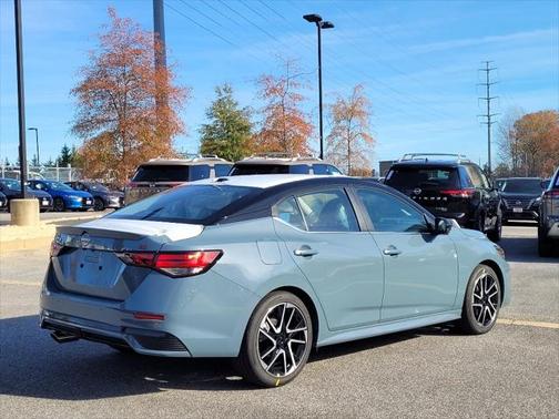 2025 Nissan Sentra SR