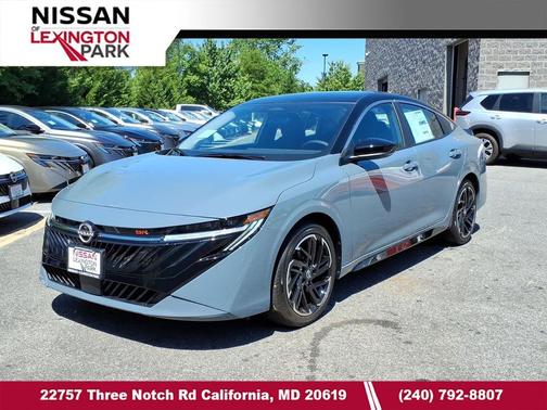 Atlantic Gray Metallic/Super Black 2026 Nissan Sentra SR