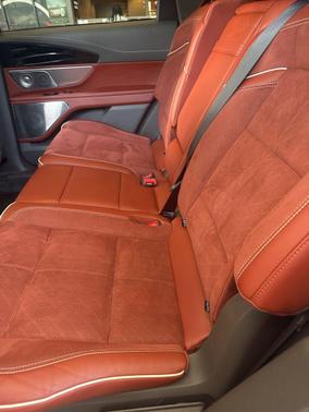 INFINITE BLACK MET CC 2024 Lincoln Nautilus Black Label