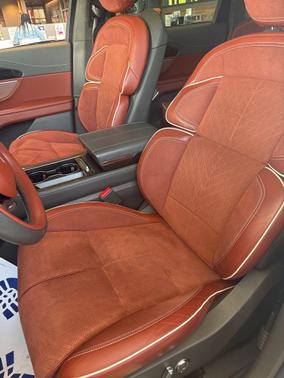 INFINITE BLACK MET CC 2024 Lincoln Nautilus Black Label