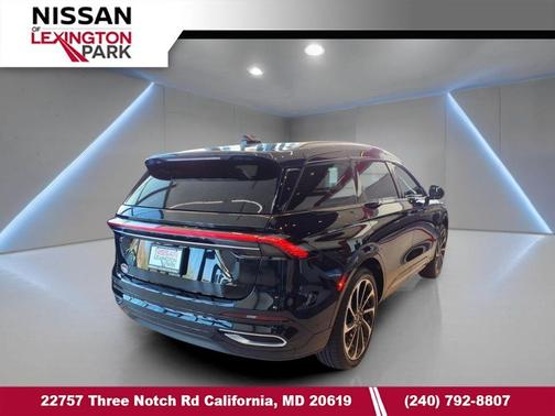 2024 Lincoln Nautilus Black Label