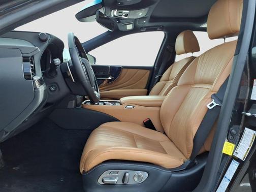 2022 Lexus LS 500 Base