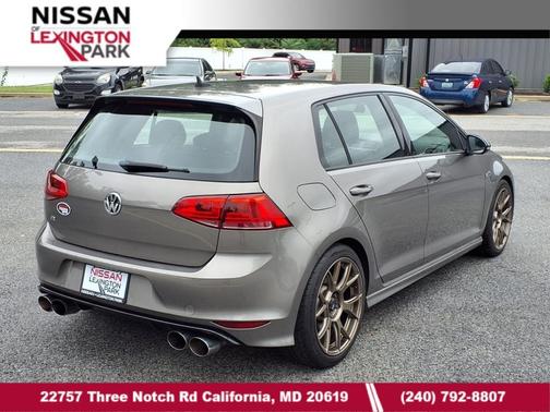 2016 Volkswagen Golf R 2.0T DSG