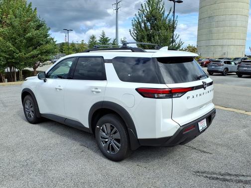 2025 Nissan Pathfinder SV 4WD