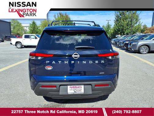 2025 Nissan Pathfinder SV 4WD