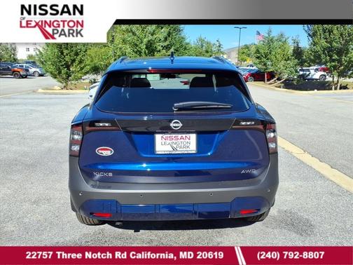 2025 Nissan Kicks SV