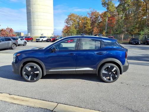 Deep Blue Pearl 2026 Nissan Kicks SR