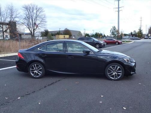 2018 Lexus IS 300 Base