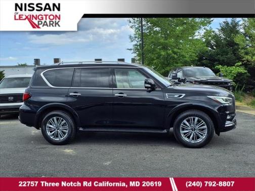 2023 INFINITI QX80 Luxe