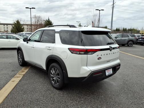 2025 Nissan Pathfinder SV 4WD