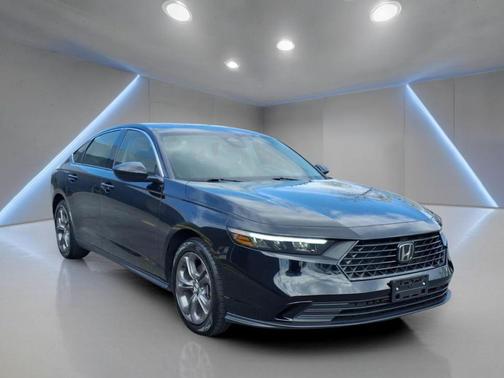 Crystal Black Pearl 2024 Honda Accord EX