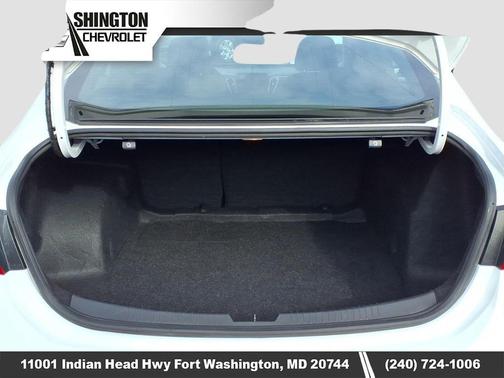 Summit White 2024 Chevrolet Malibu FWD 1LT