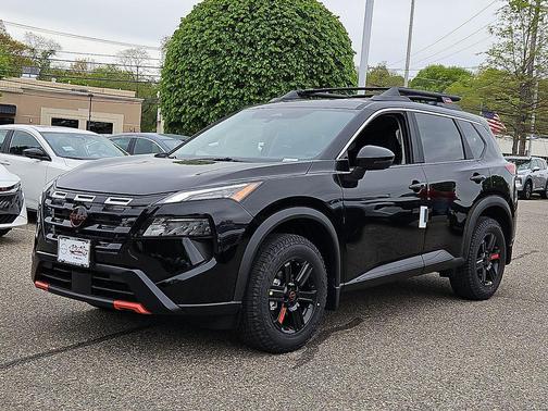 Super Black 2026 Nissan Rogue Rock Creek