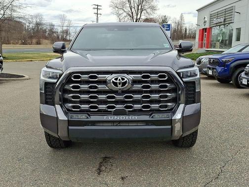 2024 Toyota Tundra Platinum