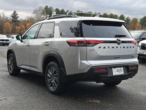 2025 Nissan Pathfinder SV 4WD