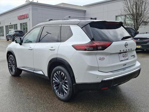 2025 Nissan Rogue Platinum