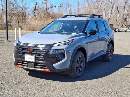 2025 Nissan Rogue Rock Creek