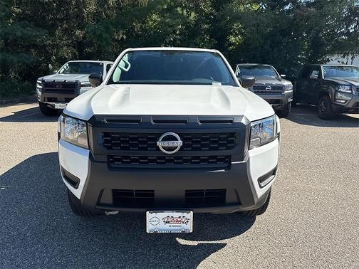 2025 Nissan Frontier S