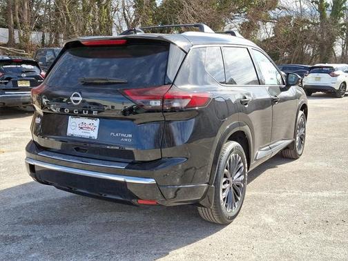 2025 Nissan Rogue Platinum
