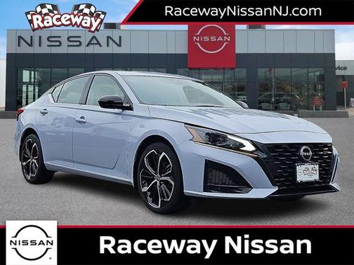 2023 Nissan Altima SR Intelligent AWD
