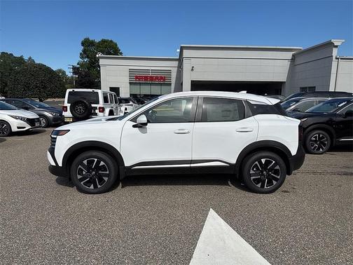 2025 Nissan Kicks SV