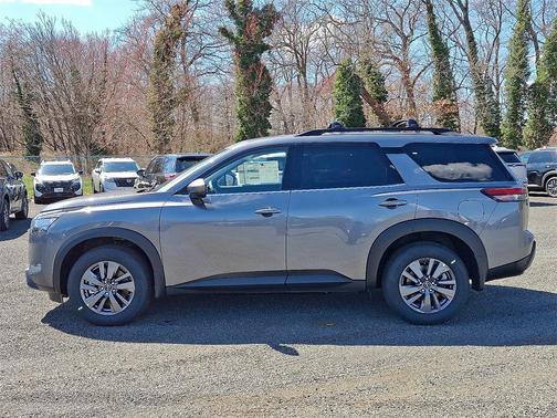 2025 Nissan Pathfinder SV 4WD
