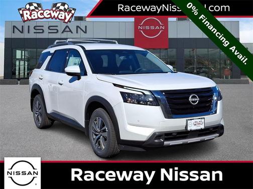 2025 Nissan Pathfinder SL 4WD