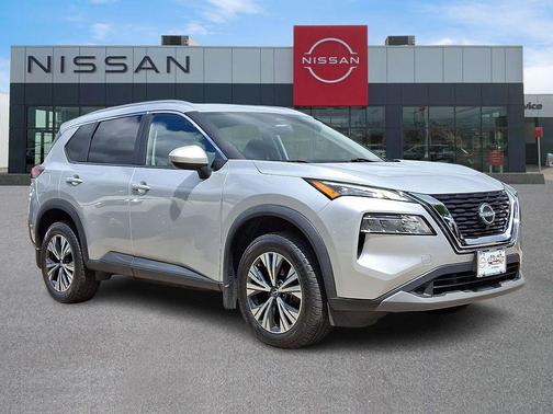 Brilliant Silver Metallic 2023 Nissan Rogue SV