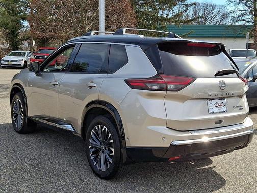 2025 Nissan Rogue Platinum