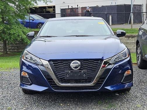 2020 Nissan Altima SR FWD