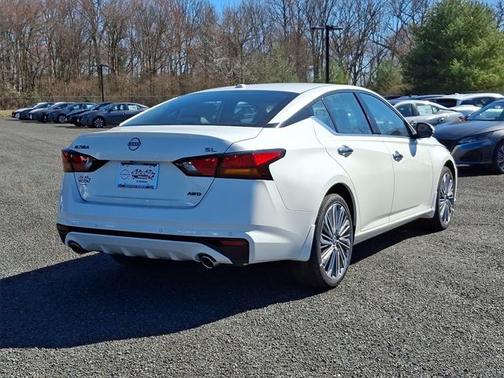 2025 Nissan Altima 2.5 SL