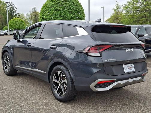 Gravity Gray 2023 Kia Sportage EX