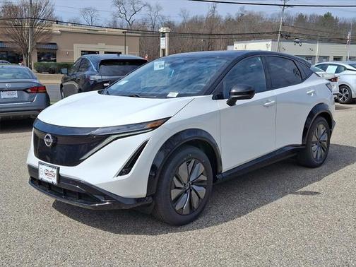 2025 Nissan ARIYA EVOLVE+