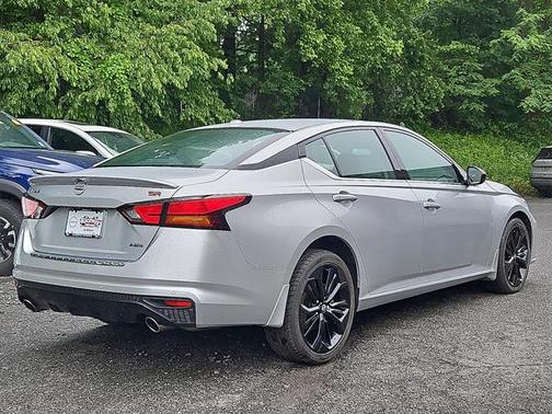 2023 Nissan Altima SR Intelligent AWD