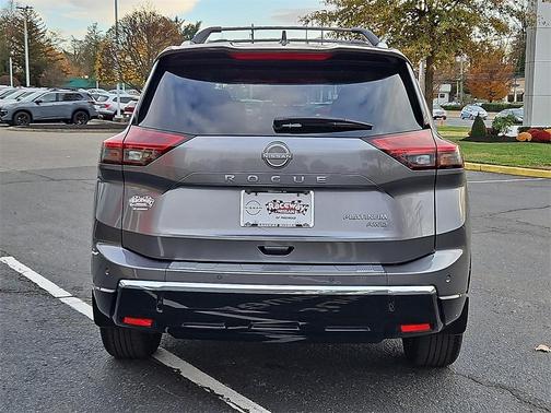 2025 Nissan Rogue Platinum